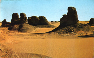 Пустыня Сахара в Алжире